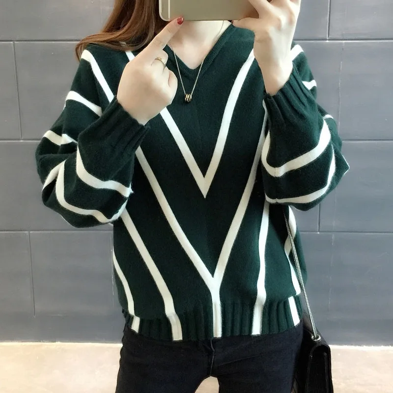 New Autumn Fashion Spliced Stripe Sweater with Sweetheart Collar Loose and Versatile Reduced Age Knitted Long Sleeve Sweater