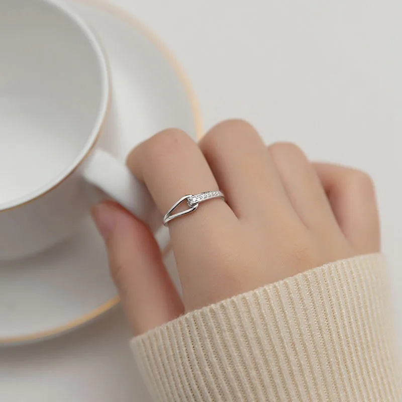 925 Sterling Sliver Rings Shining Classics Zircon for Women Wedding Engagement Jewelry Fashion Luxury Gift High Quality R73699