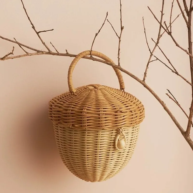 

INS Wind Vine Weaving Oak Fruit Handheld Decorative Photography Bag Mushroom Shaped Forest Pine Fruit Baske