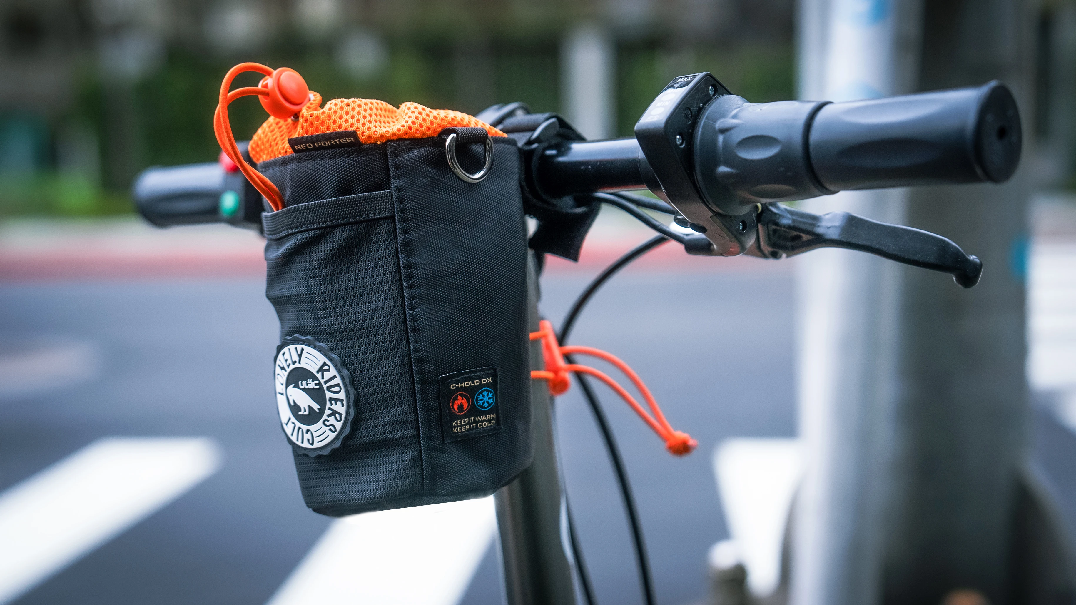 ULAC Fahrrad-Lenkertasche, 1/1,1 l, MTB, Rennrad, Roller, C-HOLD, wasserdichte Vorbautasche, Radfahren, Wasserflaschentasche mit abnehmbarem Streifen – Detail 26