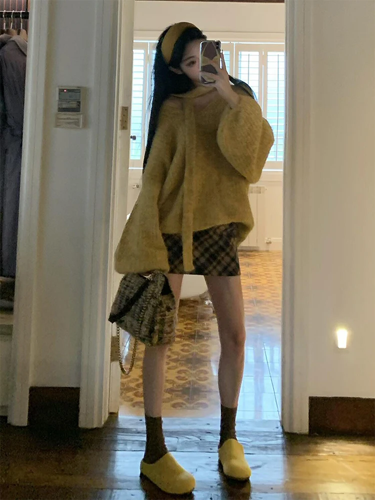 

Rixo Design Loose Women's Yellow Knitted Shoulder Baring Neckline Top Autumn Winter Comfortable Loose Style Long Sleeve