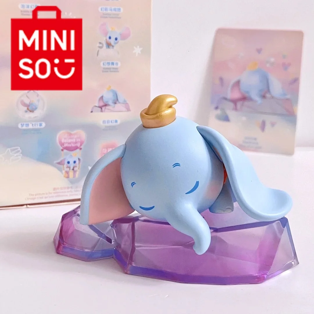 

Miniso Disney подлинный Дамбо белая Иллюзия серия глухая коробка Trust и дружба настольное украшение для автомобиля подарок для девочки