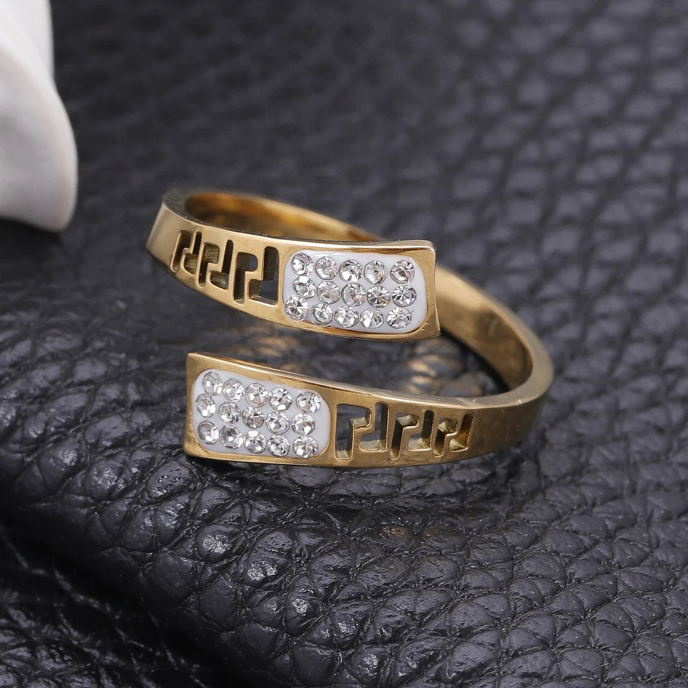 Anelli in acciaio inossidabile con strass geometrici di moda per accessori da donna nuovo regalo di gioielli da ballo per feste con anello aperto Color oro alla moda