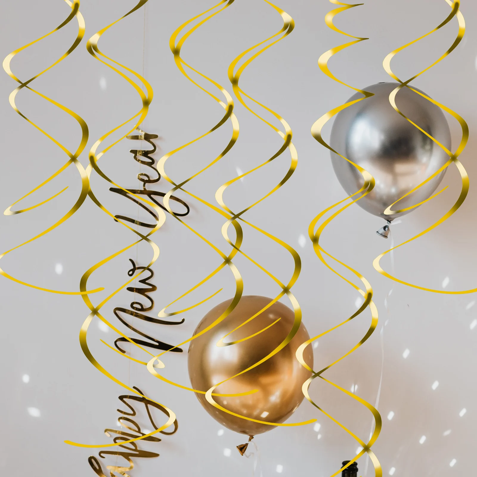 

30Pcs Spiral Hanging Swirl Decorations Bright Color PVC Party Ceiling Decor Wedding Birthday Photo Props Swirl Decorations