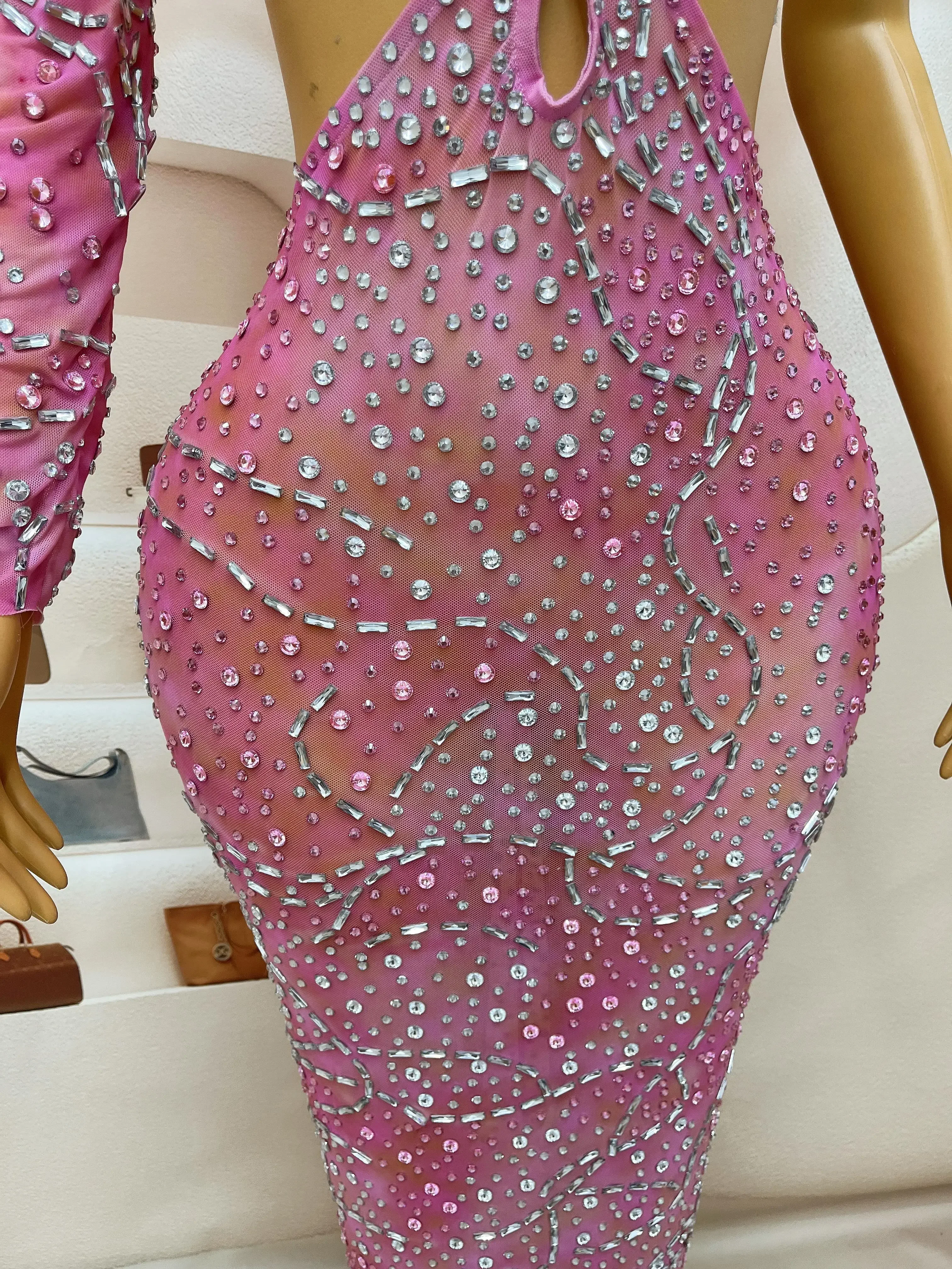 ชุดเดรสผ้าโปร่งแต่งพลอยเทียมเอวเป็นรูสีชมพูกะพริบสำหรับวันเกิดชุดเดรสเซ็กซี่แฟนซีไซเรน