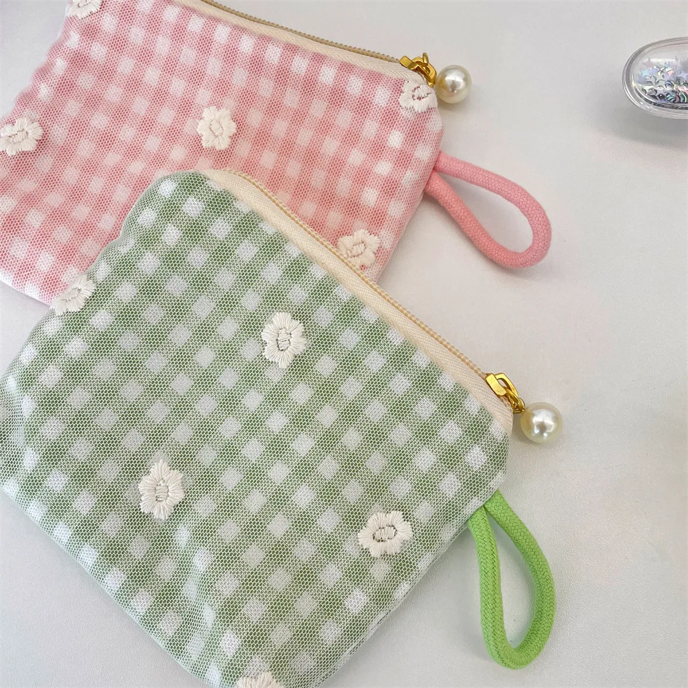 กระเป๋าใส่เหรียญปักลูกไม้, กระเป๋าตาข่ายแบบพกพา, กระเป๋าแต่งหน้าลิปสติก, กระเป๋าคัดแยกเบ็ดเตล็ด