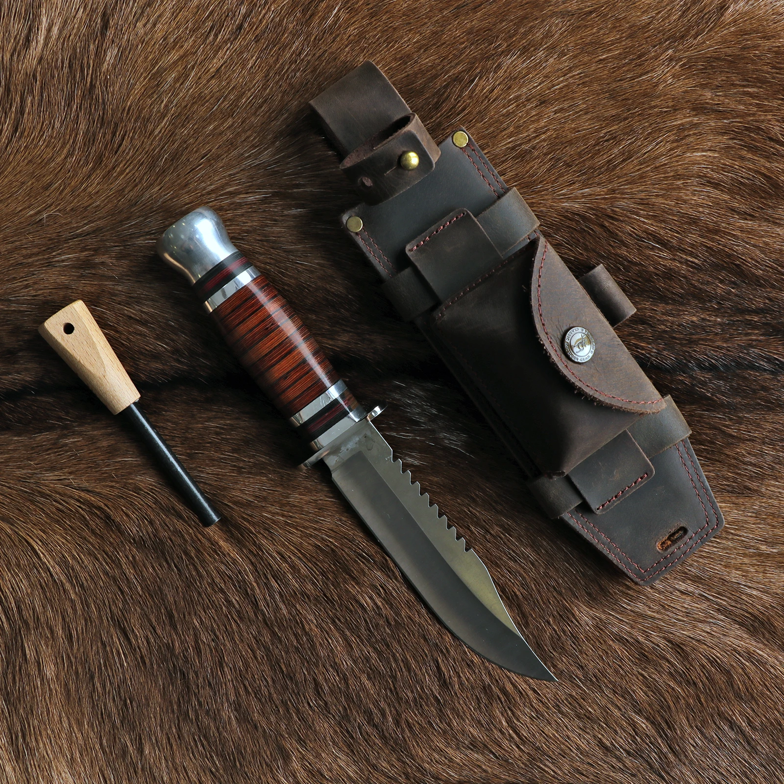 Tourbon Camping-Ledermesserhülle Jagd-Mehrzweck-Festklingentasche mit Feuerstarter-Schlitz für Gürtel (ohne Messer) – Detail 14