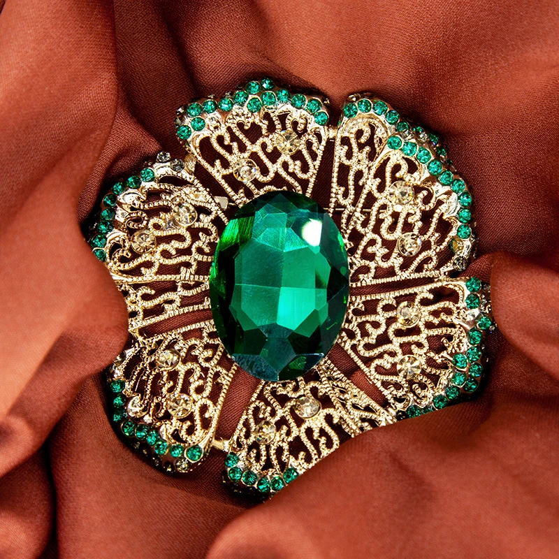 Emerald Rhinestone Brooches Vintage Large Flower Pin For Women Men Dress Suit Scarf Winter Coat Fashion Jewelry Choose Gifts