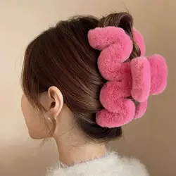 Winter Women Hair Claw Clip Fur Fluffy Plush Anti-slip Strong Claw Lighweight Lady Hair Gripper Hair Clamp