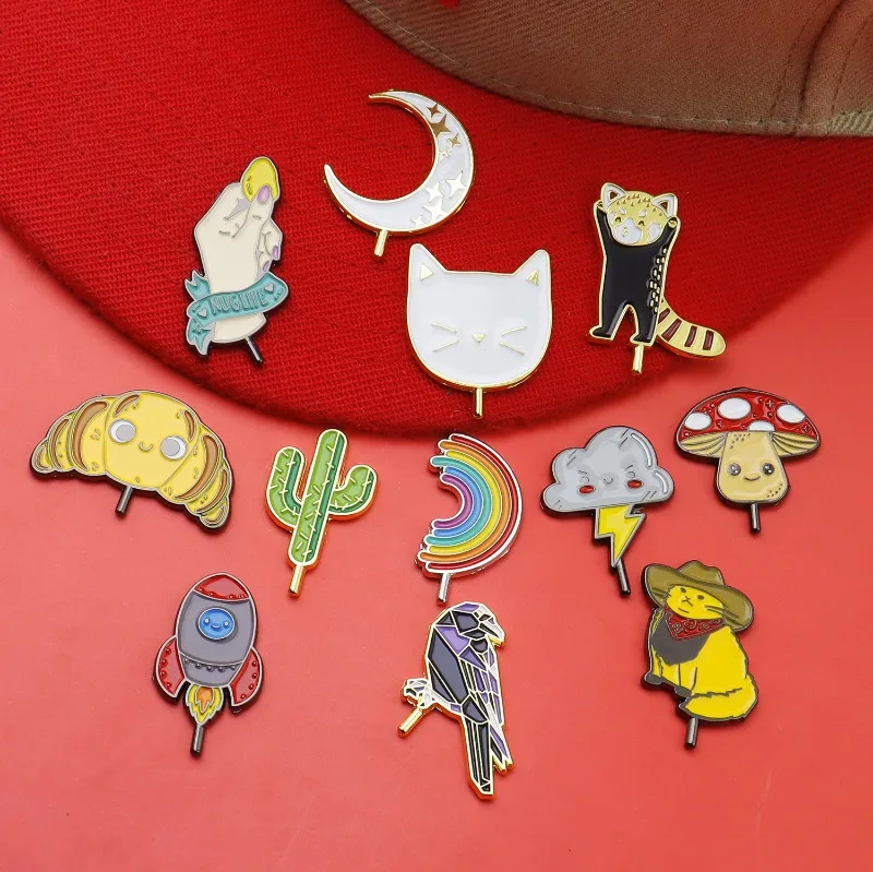 트렌디한 모자 핀 - 유광 에나멜 재미있는 캡 스프링 액세서리