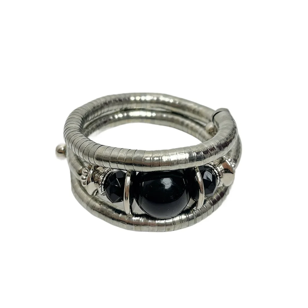

Retro heavy industry metal black crystal bracelet, three-layer elastic personalized bracelet.