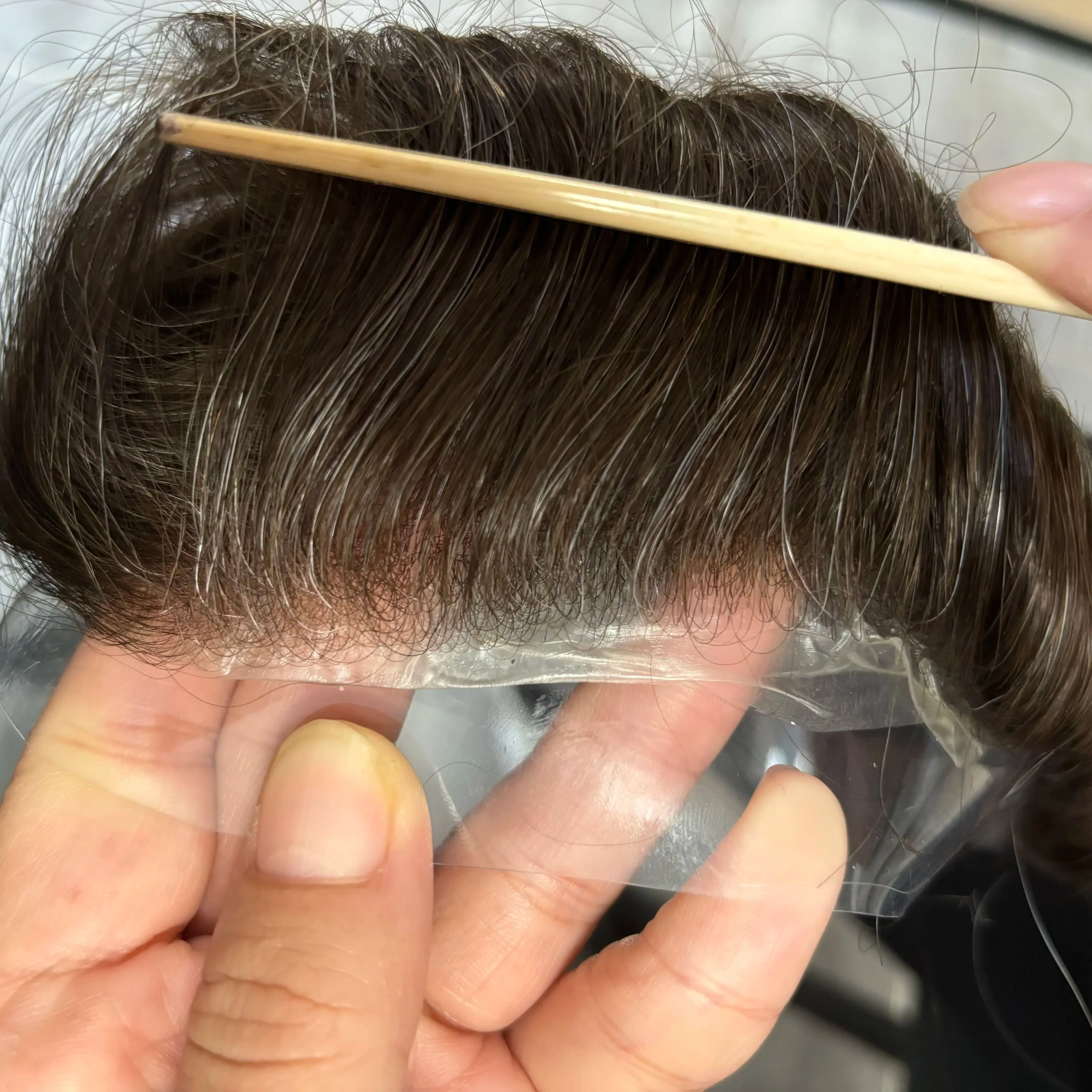 90 الكثافة # 420 بني مختلط مع شعر رمادي كبار السن شعر مستعار للرجال صغير رقيق 0.02 مللي متر غير قابل للاكتشاف 100% شعر بشري بولي سكين شعر مستعار للرجال