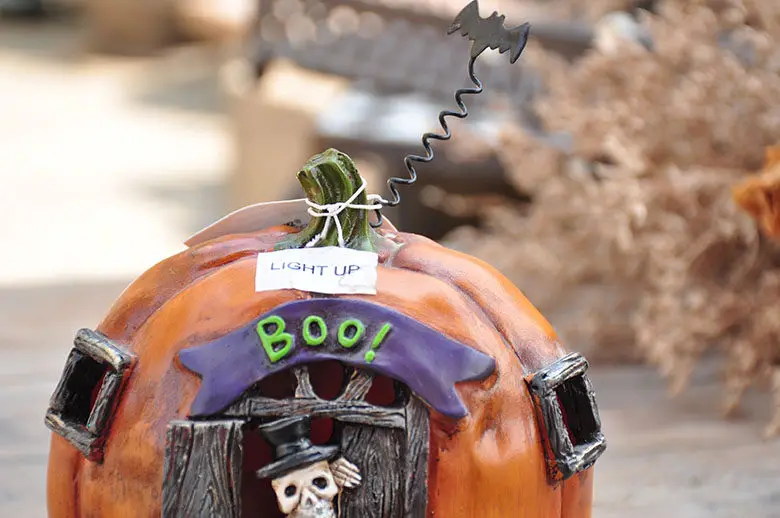 Foreign trade countryside painting retro Halloween luminous pumpkin cart ornament
