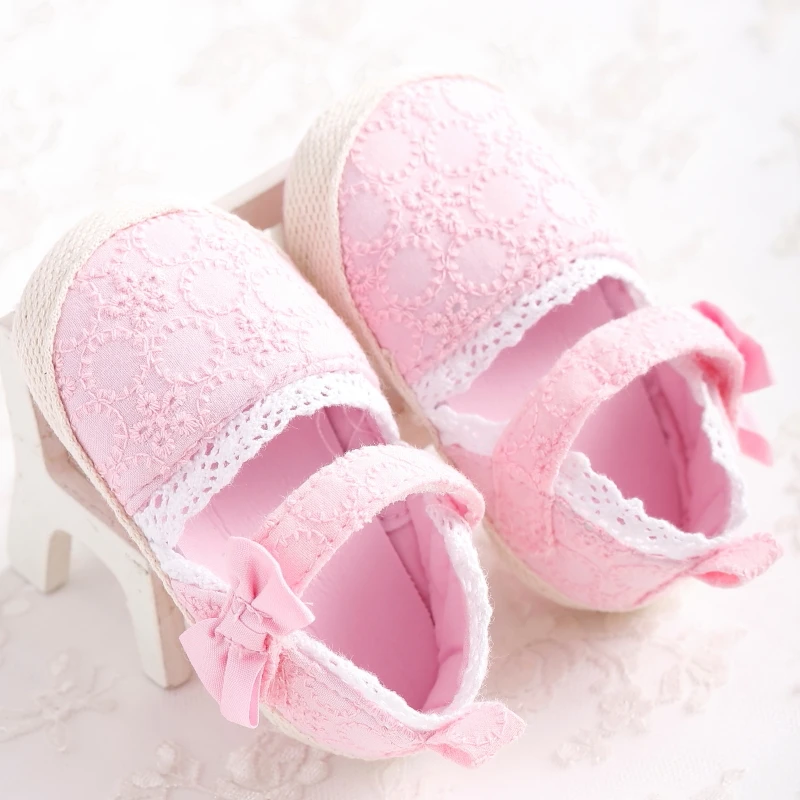 Pink Sweet Baby Princess Shoes For Babies Aged 1-18 Months Soft Soled and Comfortable Butterfly bBow Shaped Walking Shoes