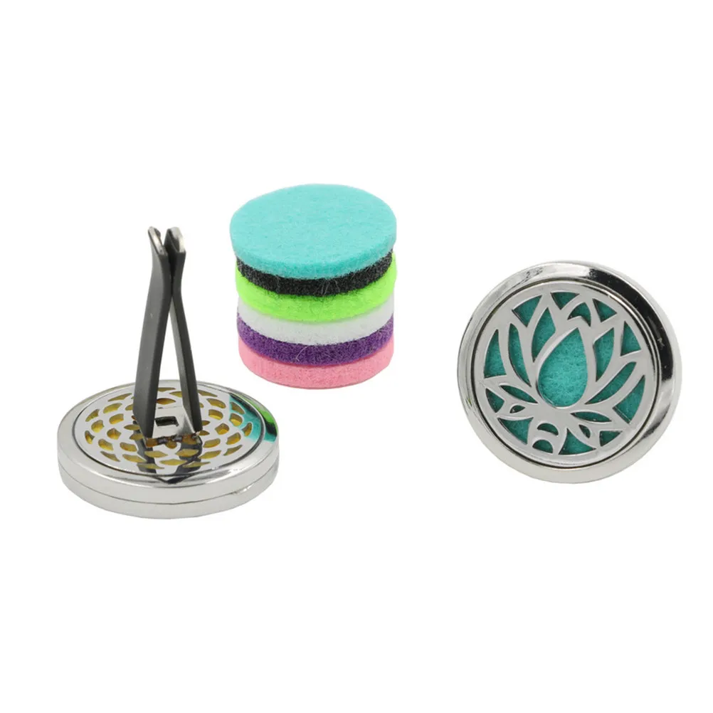 2Pcs Car Air Aromatherapy Clip Shape Essential Oil Diffuser Auto Vent Freshener Car Perfume Decoration with Random Color