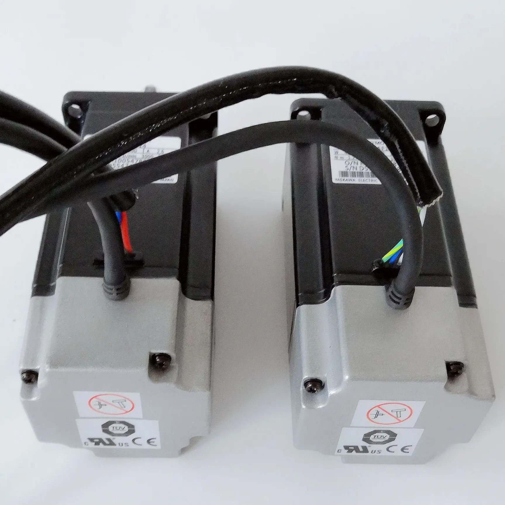 SGML-04AF14 tout nouveau servomoteur SGML 04AF14, expédition rapide