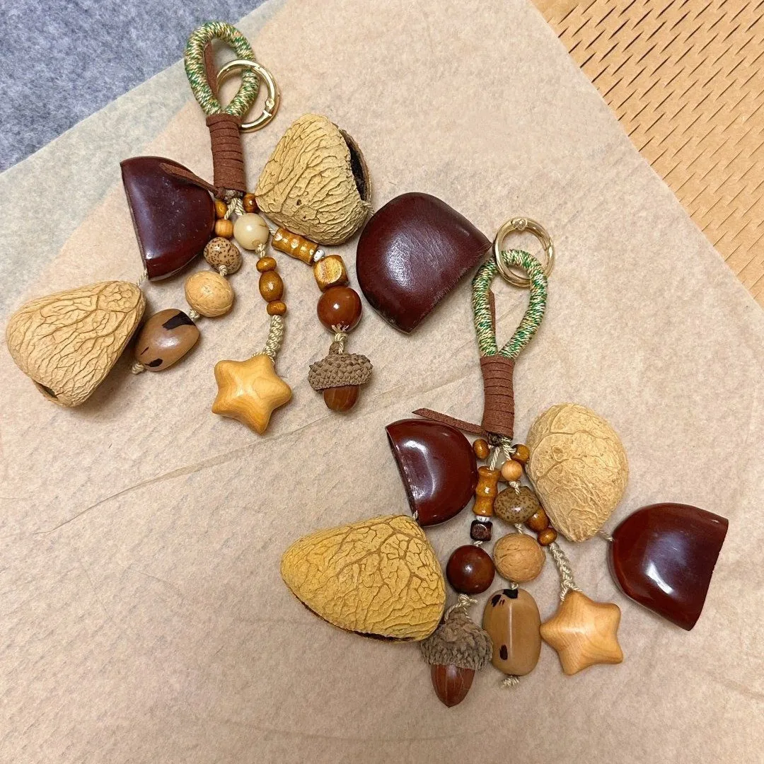 Natural Fruit Shell Ringbell Handmade Star Acorn Wood Material Package Pendant Decoration Birthday Gift Keychain Accessories
