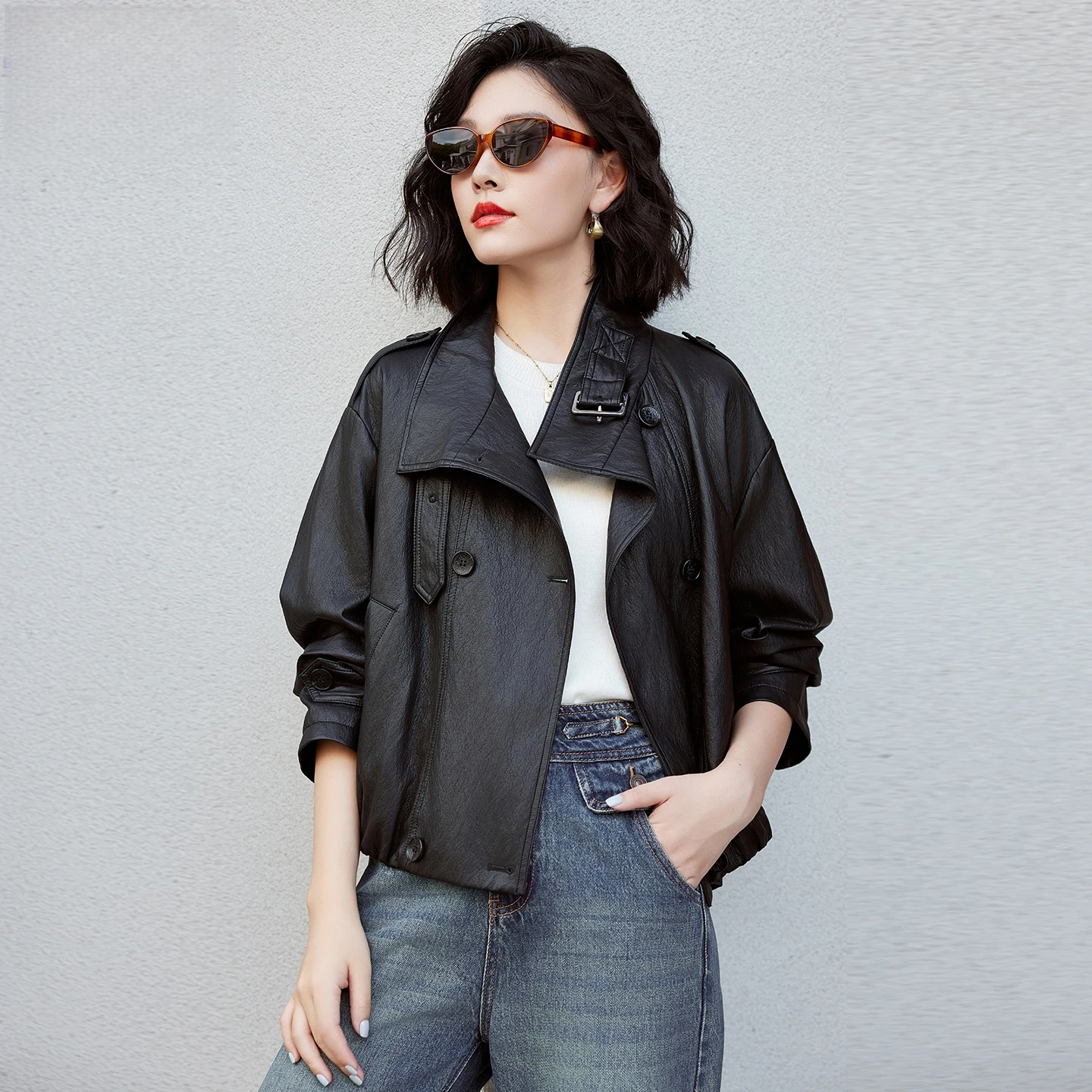 クールなPUレザーのジャケット、レディーススタンドカラー、秋の新作、ヴィンテージ風レザージャケット、小さいサイズ、ファッショナブルな通勤スタイル
