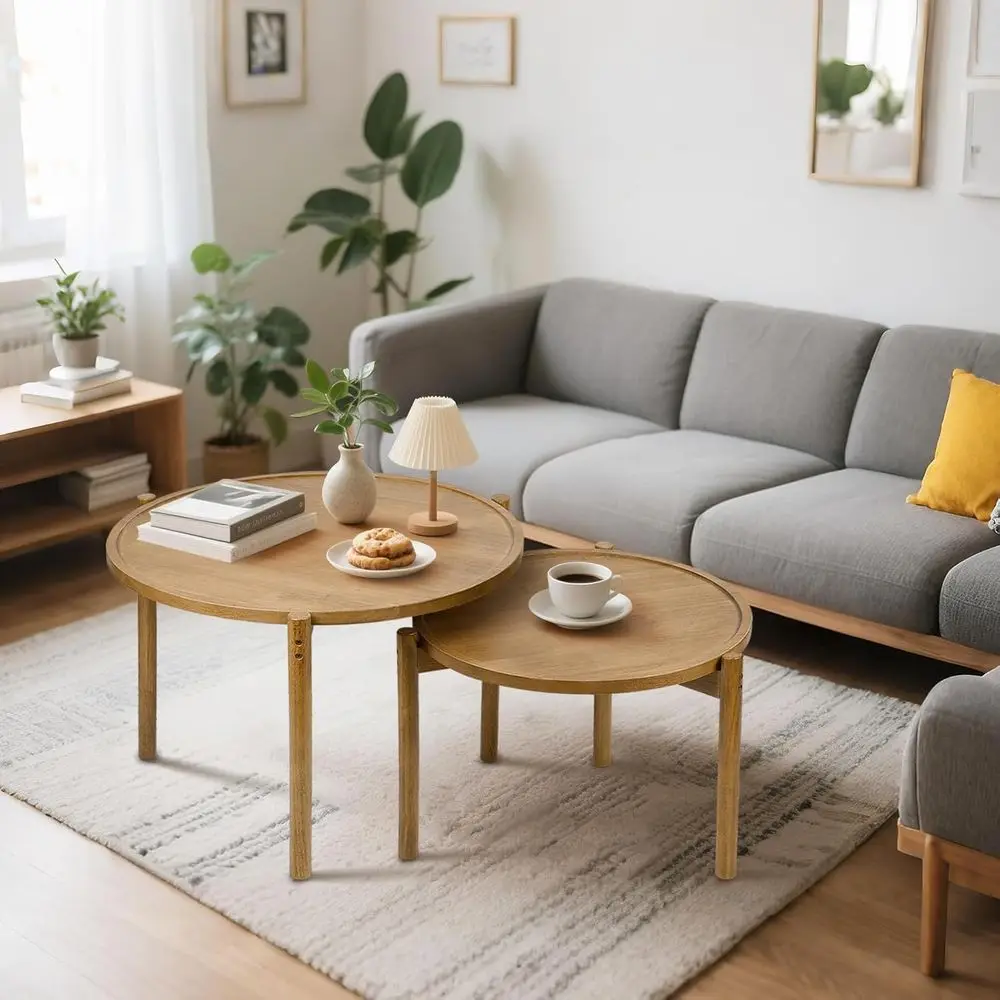 リビング、寝室、バルコニー用の無垢材の丸いネストテーブルのペア