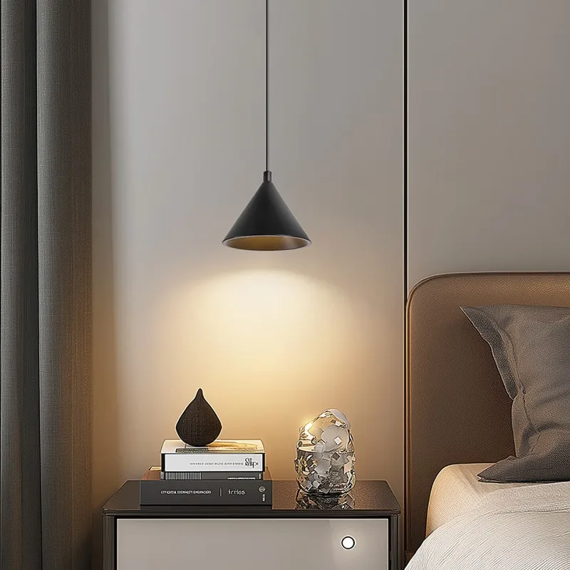 Italian minimalist bedroom bedside eye protection small chandelier, Nordic full spectrum aisle entrance chandelier