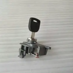 Applicable to Mazda 6 Mazda3 Left front door lock cylinder Driver's seat door lock bolt lock center