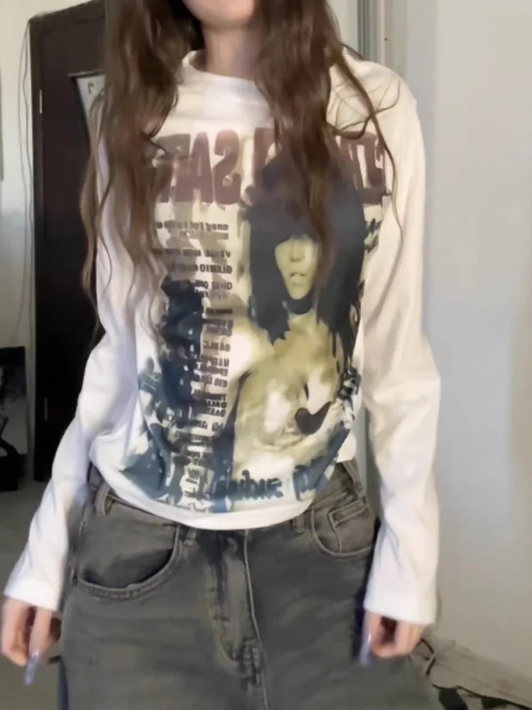 2000s Aesthetic Distressed Portrait Long Sleeve T-shirt, Crew Neck Stretchy Fitted Crop Top