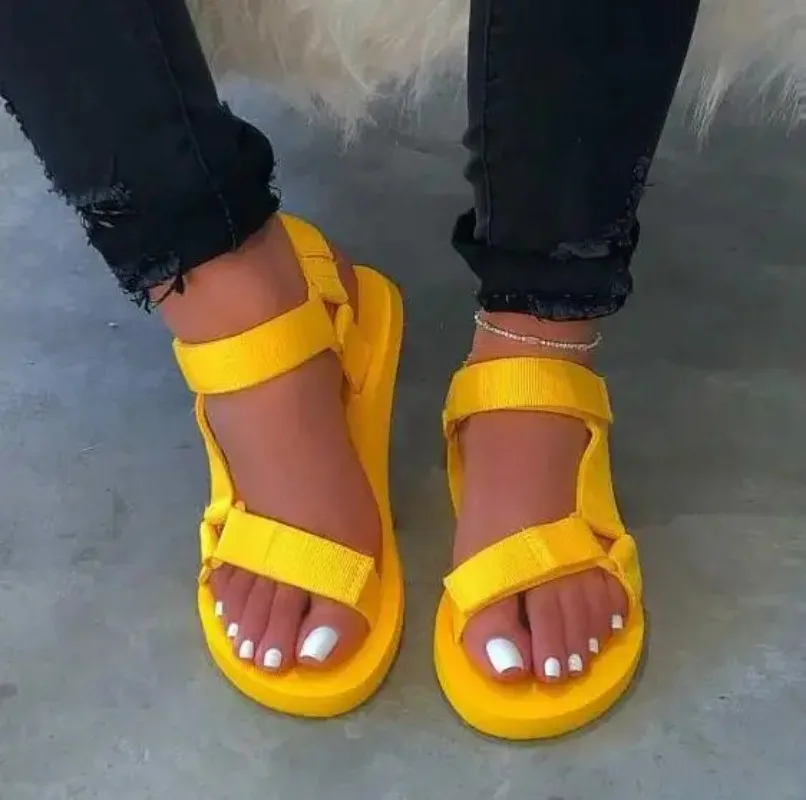 Summer Soft Slip Sandals 2026 New Women Durable Sandals Outdoor Casual Beach Shoes Sandalias