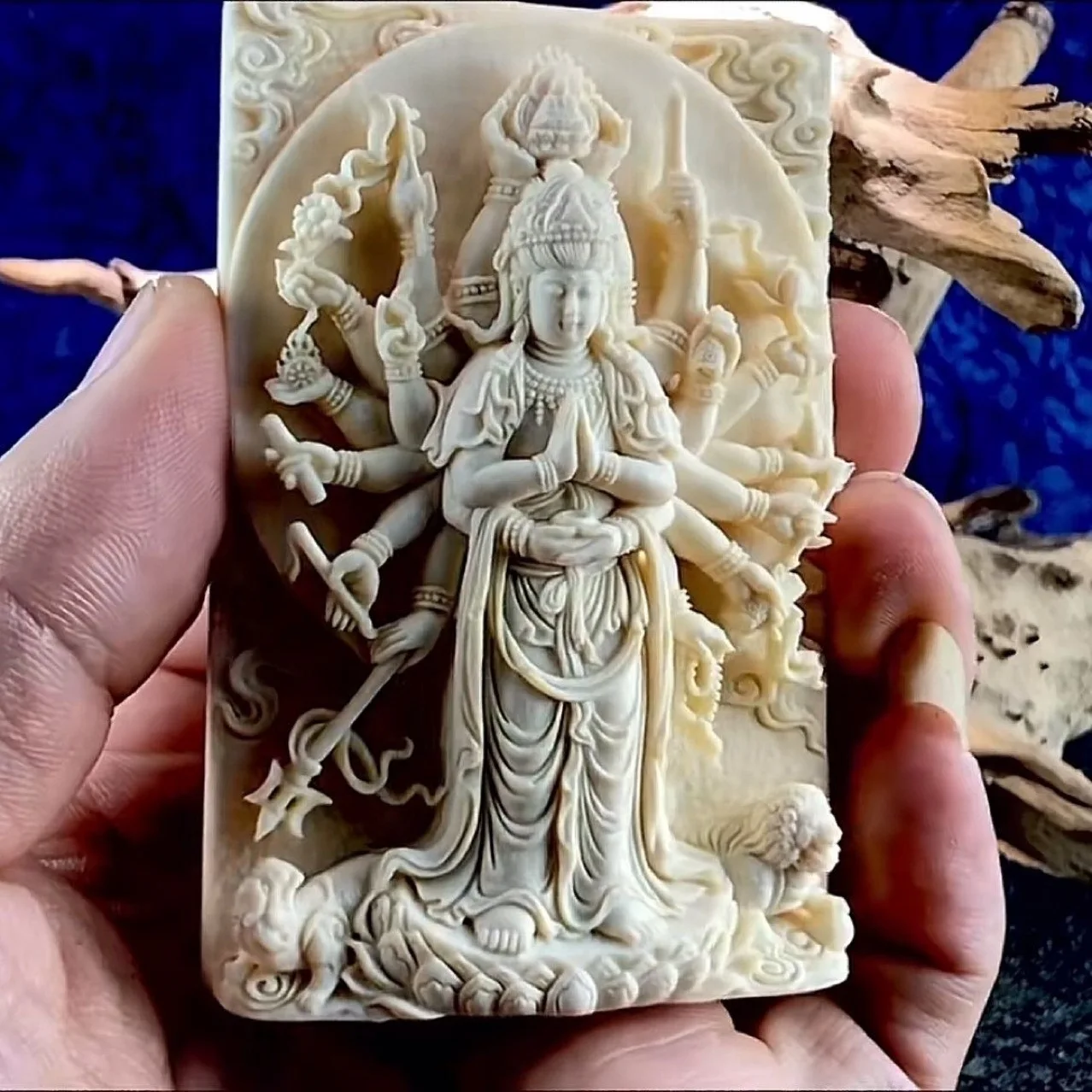 Cz thousand-hand guanyin guardian angel amulet pendant - hand-carved