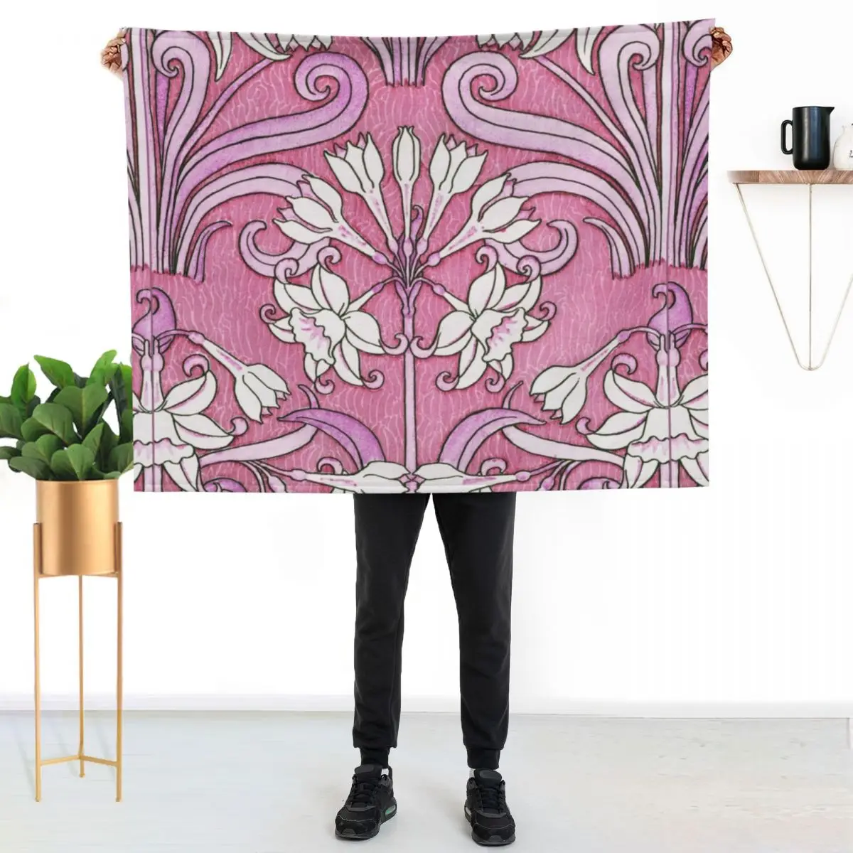 Beautiful Art Nouveau Pink White Floral Pattern Throw Blanket Luxury Thicken Summer Flannel Fabric Hairy Blankets