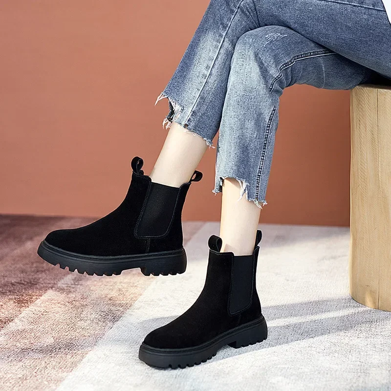 Brand New Chelsea Boots Soft Leather Ankle Booties Women Autumn Slip-On Platform Shoes Fashion Femme Plush Warm Winter