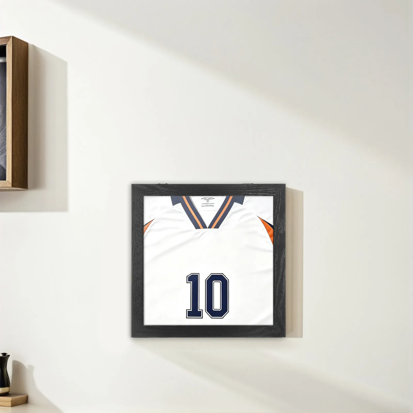 Sturdy Wooden Jersey Frame Clear Acrylic Display Box for Football Soccer Basketball Baseball Shirts T-Shirt Sports Memorabilia