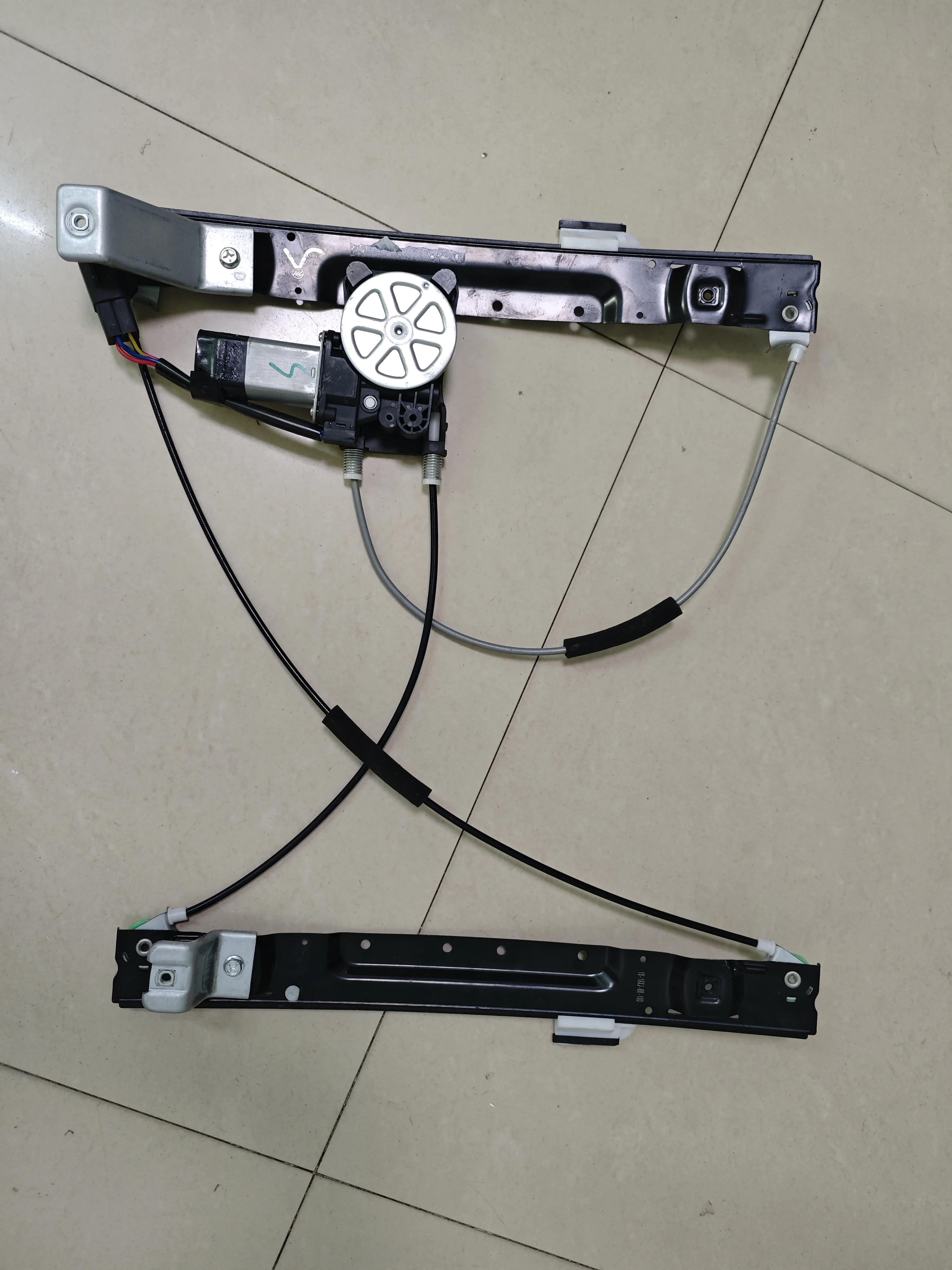 C2D36913 C2D31417 C2D36914 Rear Right Power Window Regulator & Motor Assembly For  Jaguar XJ  2010-2019
