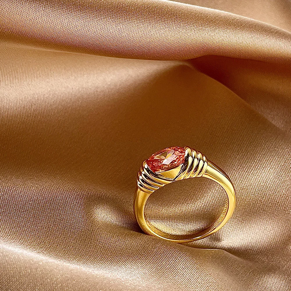 

ENFASHION Zircon Elegant Rings For Women Gold Color Engagement Ring 2021 Fashion Jewelry Party Anillos Mujer Wholesale R214102