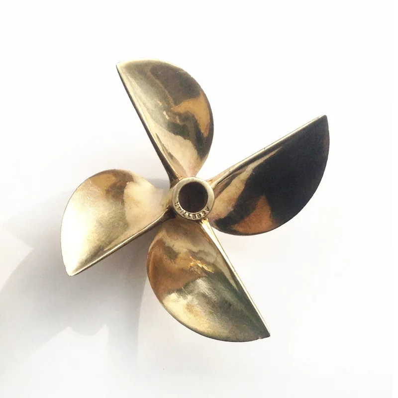 

RH PROPELLER 26cc Brass Prop 6717 1/4" Shaft 4 Blade 67mm Diameter RC Boat 834