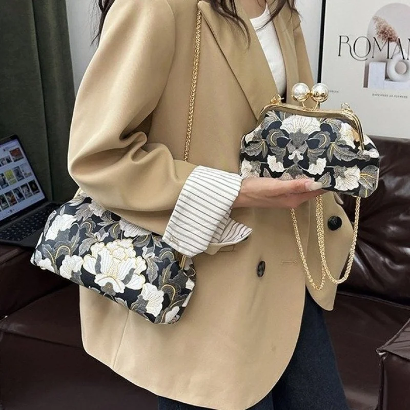 

High-End Women's Shoulder Bag Made Of Jasmine-Patterned Leather Boasting Paris Vintage Lightweight Soft Daily Refined Look​