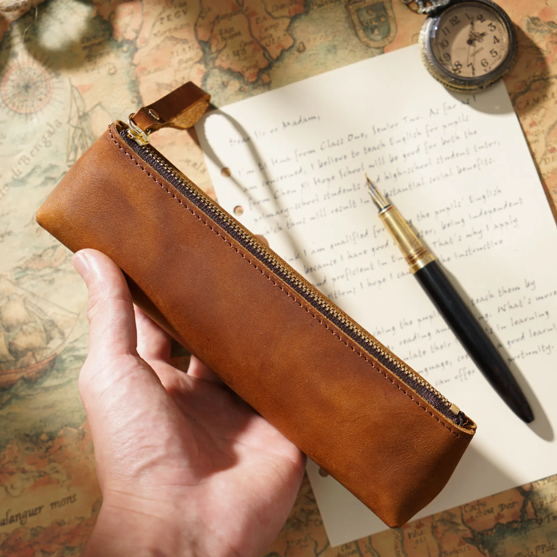 

Винтажный пенал на молнии ручной работы из воловьей кожи, чехол для ручек, пенал для школьников, сумка для хранения канцелярских принадлежностей