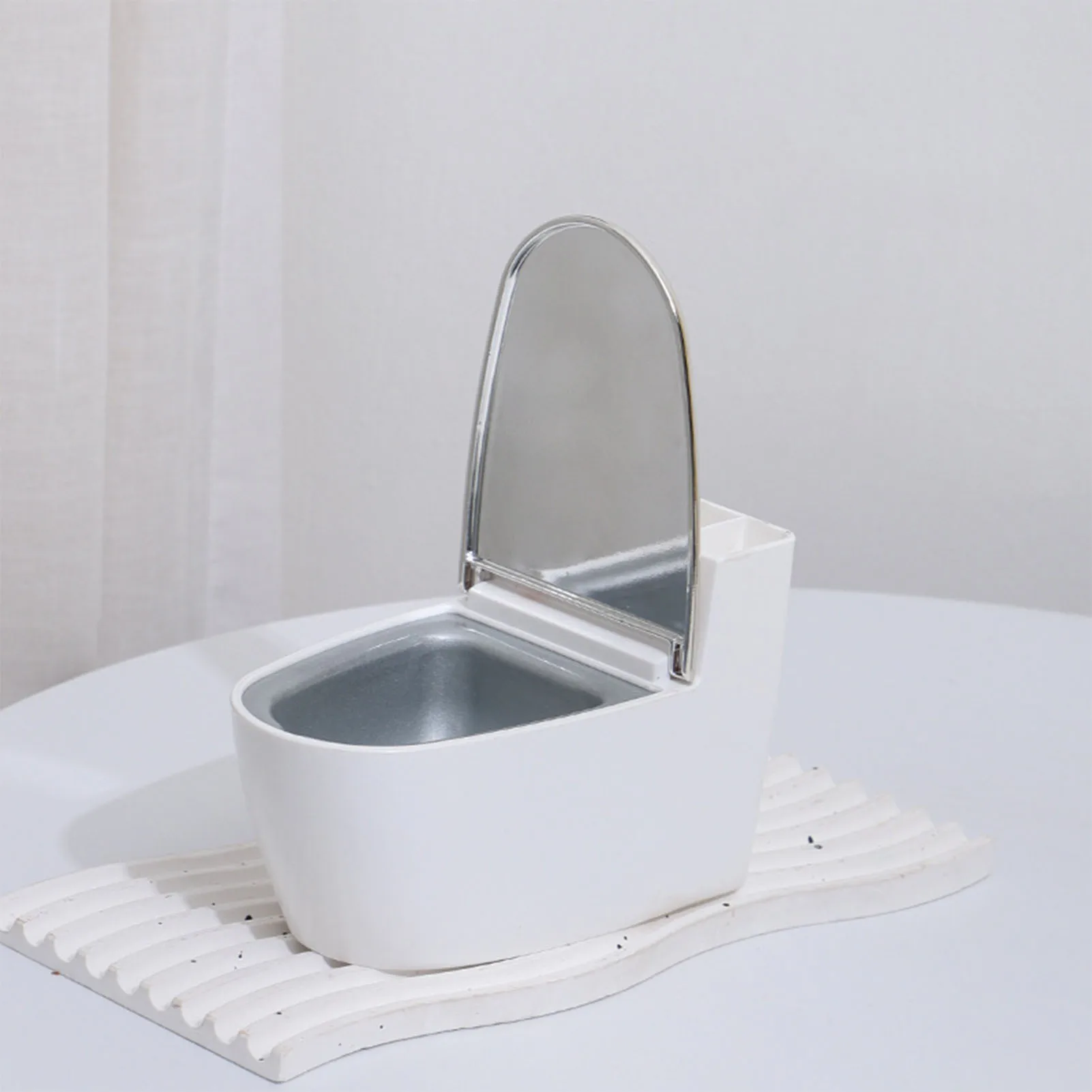 Wall-Mounted Ashtray with Cover Decorative Fancy Ashtrays for Bathroom Home Office Gift