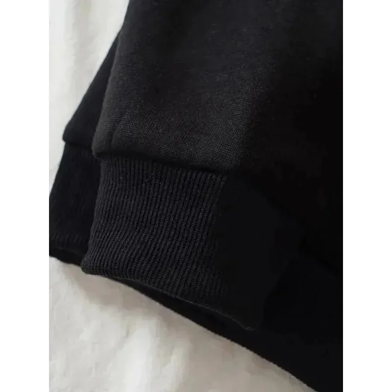 يتم بيع سويت شيرت Audi المعتمد الرسمي برقبة دائرية مع طباعة صور السيارة لموسم الخريف والشتاء الجديد بشكل جيد #3