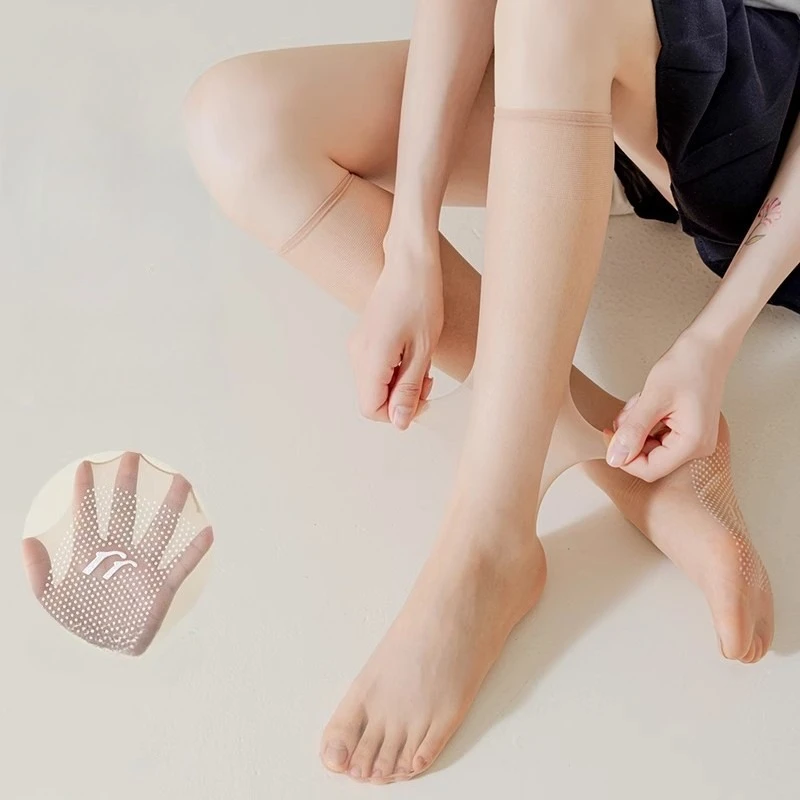 

1 Pair of Skin Tone Ultra-thin Stockings Calf Socks Transparent Crystal Long Socks Anti Slip Invisible Leg Warmers