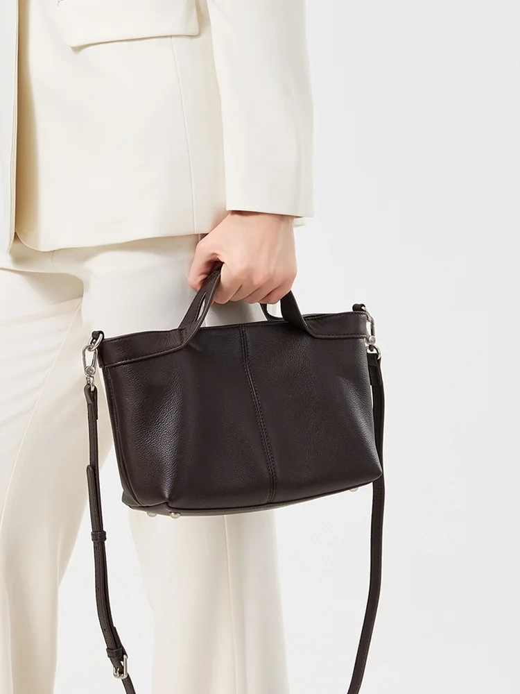 

Модная универсальная женская сумка через плечо из натуральной кожи, новая трендовая модель, вместительная кожаная сумка для повседневного использования, деловая сумка для женщин