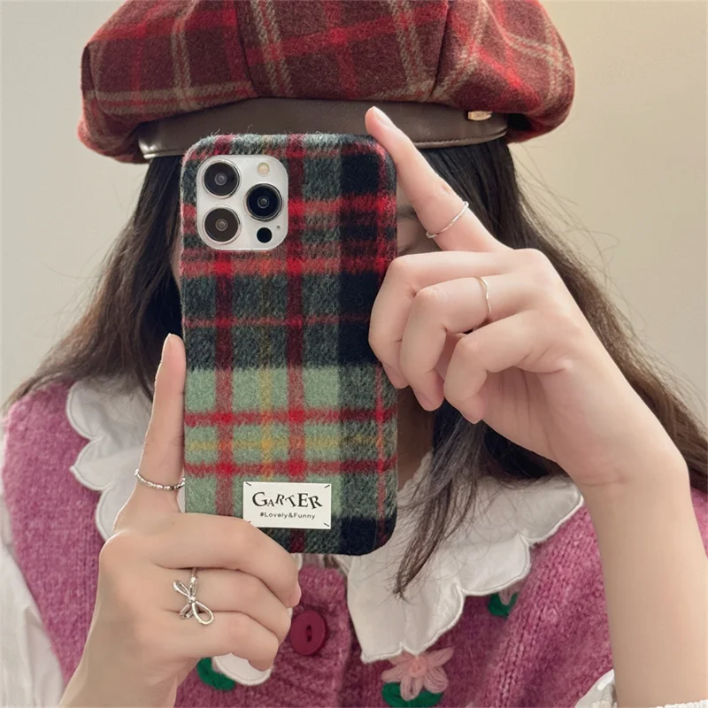 Warm Plaid Pattern Fabric Phone Case For iPhone 16 Pro 14 13 15 Pro Max Cover Soft Fuzzy Cute Cases For Apple 15 Pro 14pro Max