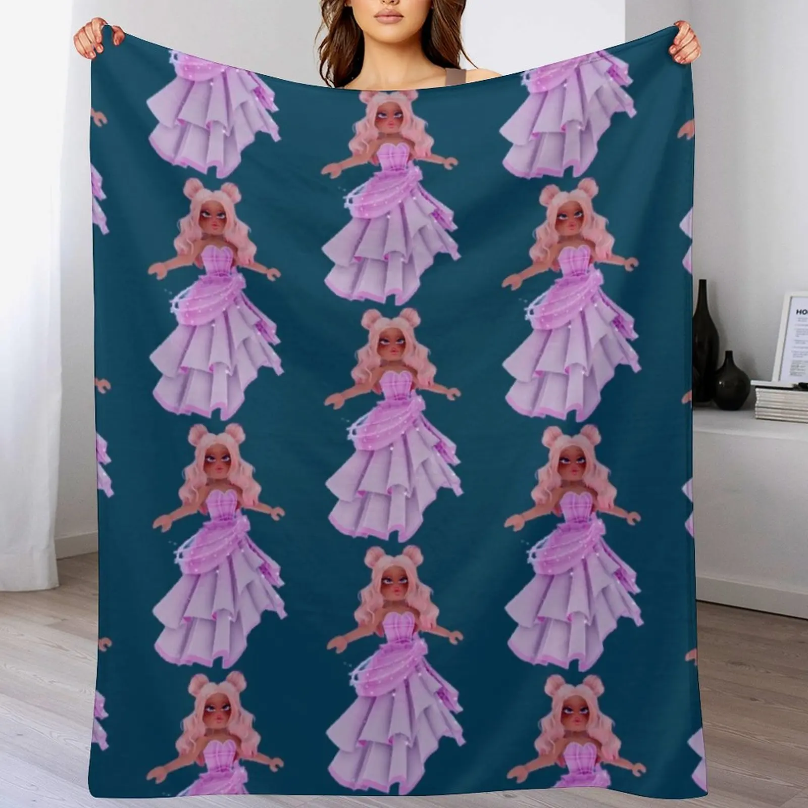 

ROYALE HIGH Royale girl Throw Blanket Cute Plaid Summer Beddings Vintage Hairy Blankets