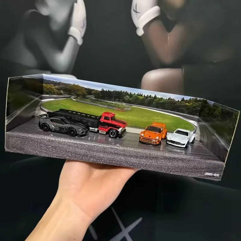 حار جديد بيع حقيقية Hot Wheels Gmh39 مجموعة كلاسيكية من أربعة صناديق هدايا عالية الجودة لهدايا عيد ميلاد مرآب السيارات