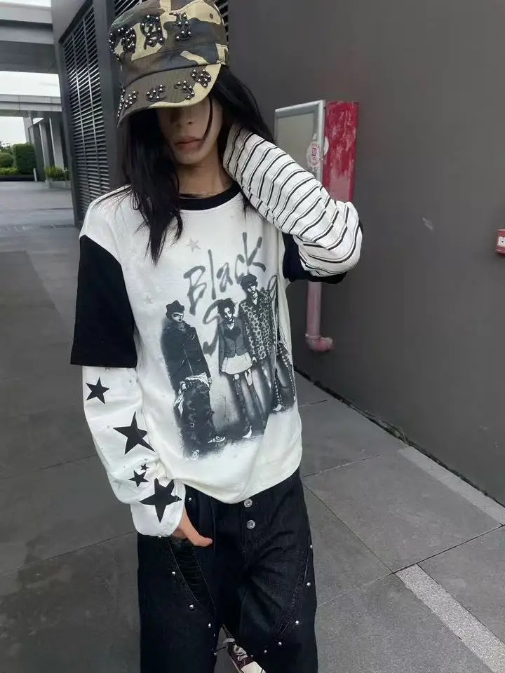 Crew Neck Spliced Long Sleeve Tee Off White Black Trim Cartoon Character Print Striped Arm Star Decor Casual Streetwear Styled