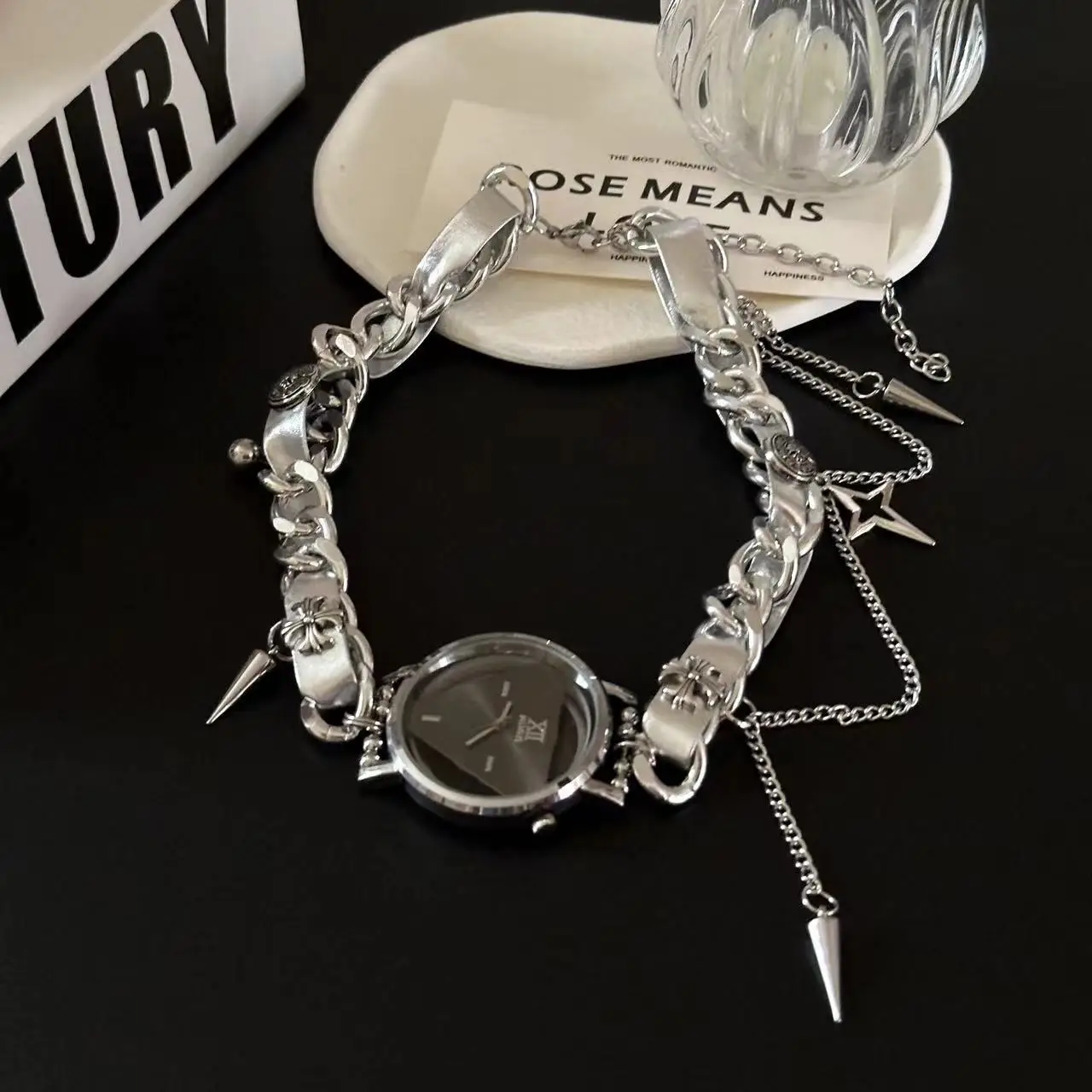 

Jewelry Necklace Silver Geometric Triangle Round Dial Necklace Hip Hop Punk Style Unisex Jewelry For Women Simple Trend Choker