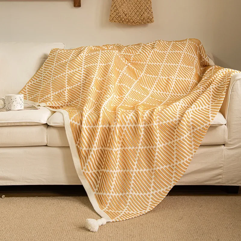 Diamond-Shaped Knitted Sofa Blanket Cover Casual Acrylic Multifunctional Nap Blanket Breathable and Warm All-Season Blankets