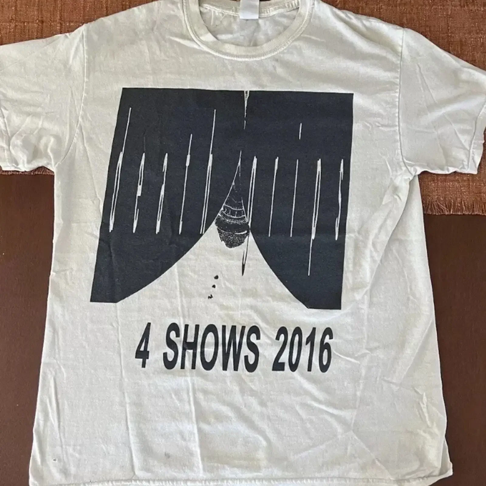 Tour 4 Shows DEATH GRIPS Adult T Shirt All Size ZA422 vintage Washed homme Versatile Stylish Unisex Casual streetwear