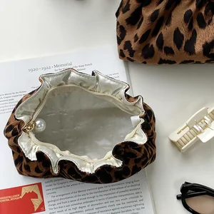 Saklama torbaları, kozmetik, taşınabilir, kadınlar için zarif, debriyaj leopar desenli, fermuar, siyah, kızlar, makyaj organizatörü, çanta ct se le moda Bir bavuldaki en iyi 10 satış perolas-no. 6
