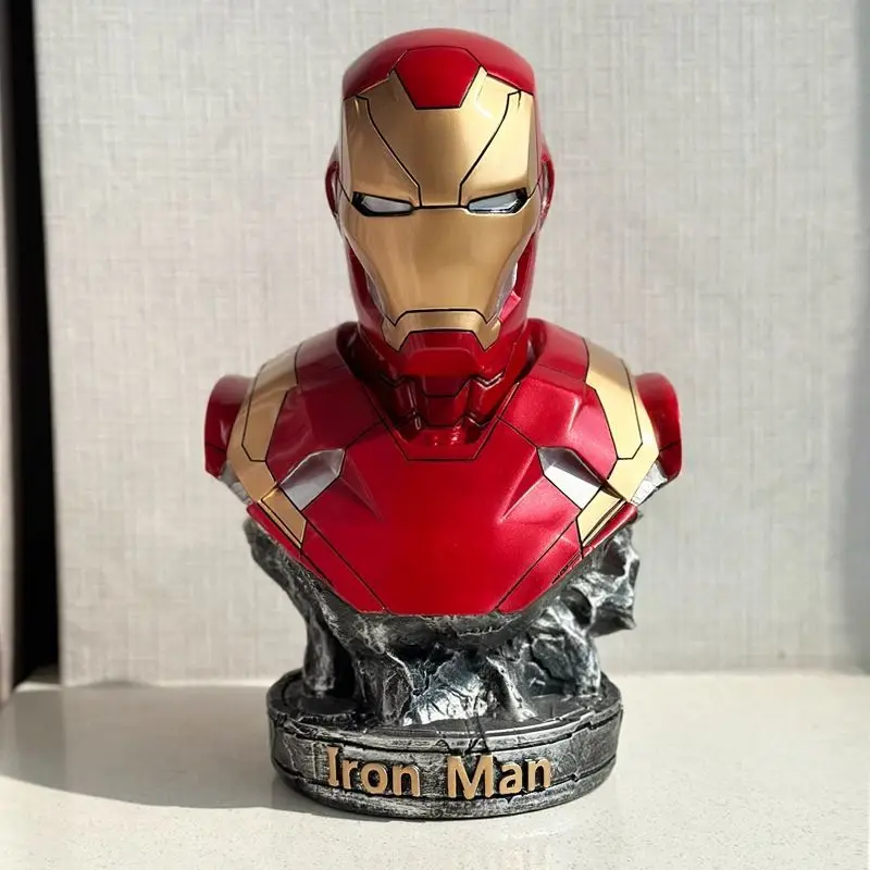 

Marvel The Avengers movie merchandise anime cartoon figures ornaments creative home decor figurines models gifts wholesale