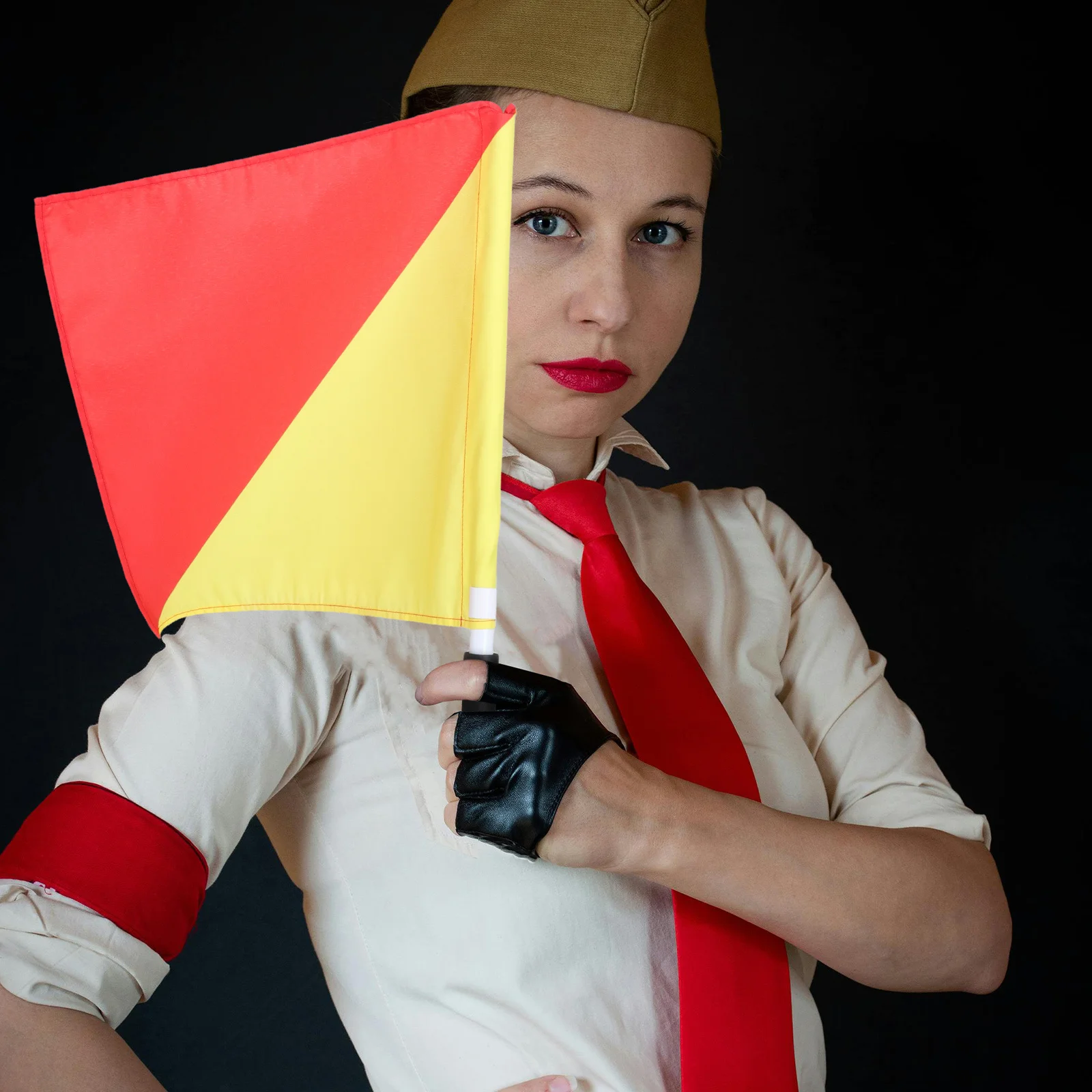 

2pcs Military Training Durable Pvc Cloth Vibrant Colors For Signal Performance Portable Lightweight Safety Flag